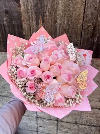 Bouquet de rosas seleccionadas color rosado