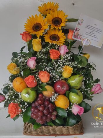 Ramo de Flores y Frutas