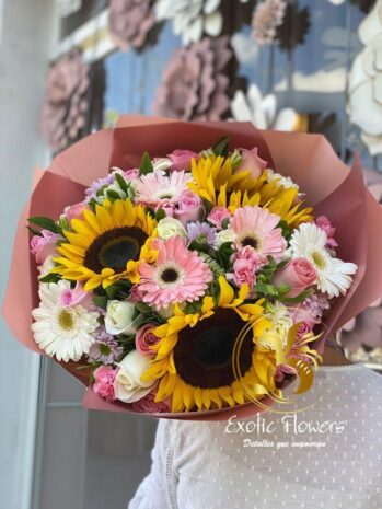 Ramo de Girasoles, Gerberas y Rosas: Un Regalo para  Sorprender