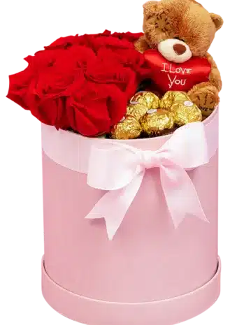 Arreglo Floral con Chocolates y Peluche · Una Dulce Sorpresa