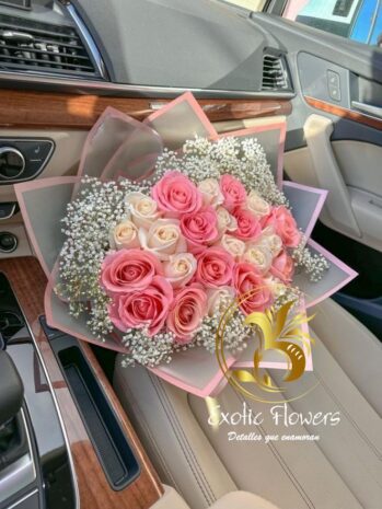 Bouquet Floral Para Celebraciones Especiales