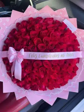 Ramo de 200 Rosas para Sorprender sin Palabras