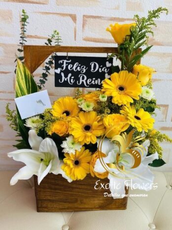 Arreglos florales diseñados para cumpleaños, flores para despedidas, ramos de flores para aniversarios, flores para enamorar, flores para grados y ramos florales en variedad de flores para nacimientos. En floristerías en Bucaramanga, florerías en Girón, floristerías en Floridablanca y flores a domicilio en Piedecuesta, las floristerías ofrecen opciones que reflejan emociones y celebraciones. Desde arreglos vibrantes y coloridos para cumpleaños hasta composiciones elegantes para aniversarios, cada creación floral transmite sentimientos profundos. Las flores románticas son ideales para enamorar, mientras que los arreglos festivos celebran logros académicos. Los suaves y tiernos diseños para nacimientos dan la bienvenida a nuevos comienzos, convirtiendo momentos ordinarios convirtiéndolos en extraordinario.
