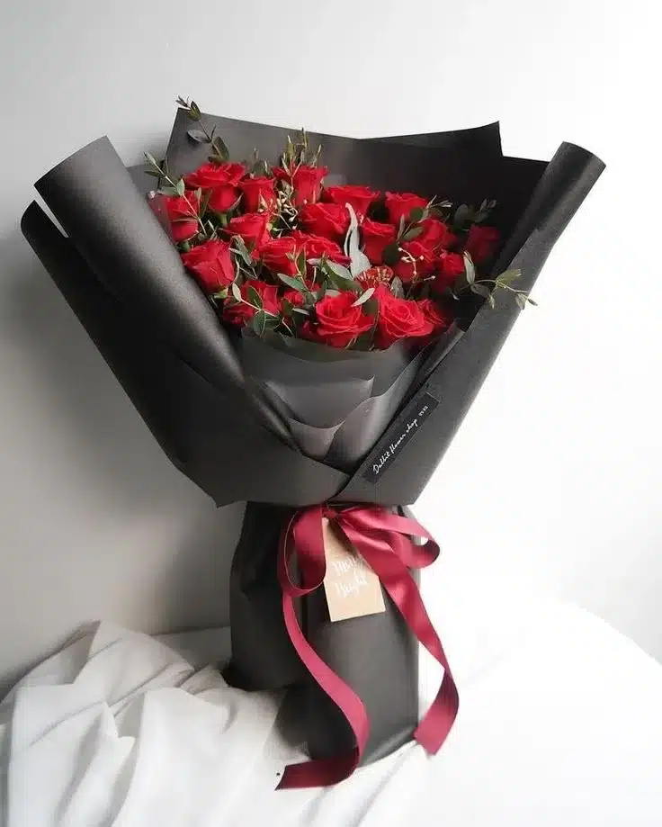 BOUQUET DE ROSAS PARA CELEBRACIÓN DE ANIVERSARIO