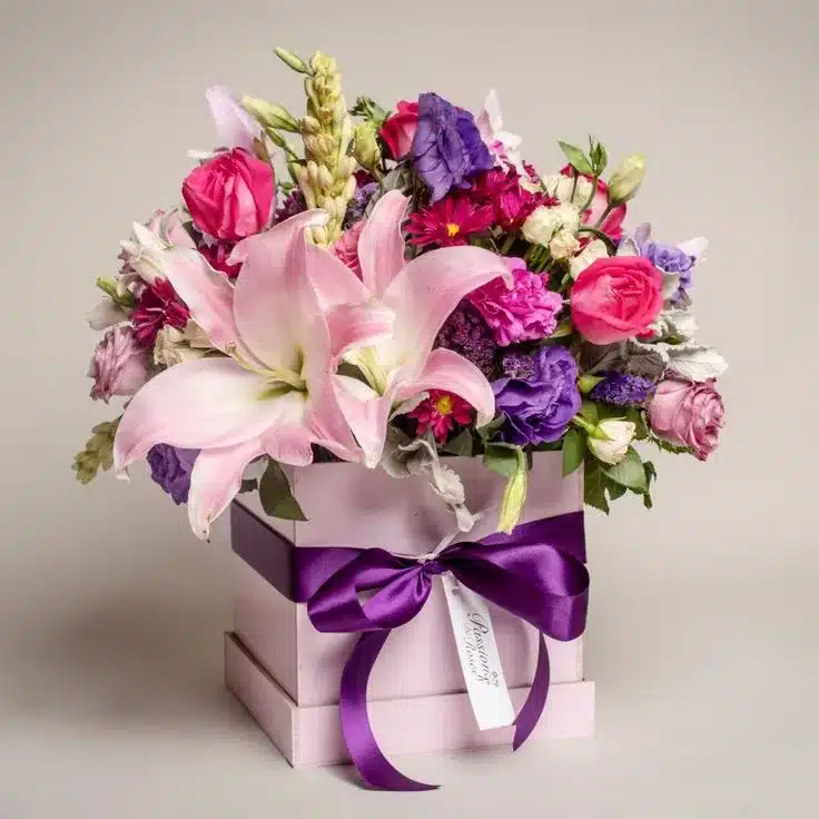 Ramo de rosas y lirios, ideal para el Día de la Madre y otras ocasiones especiales. exotic flowers