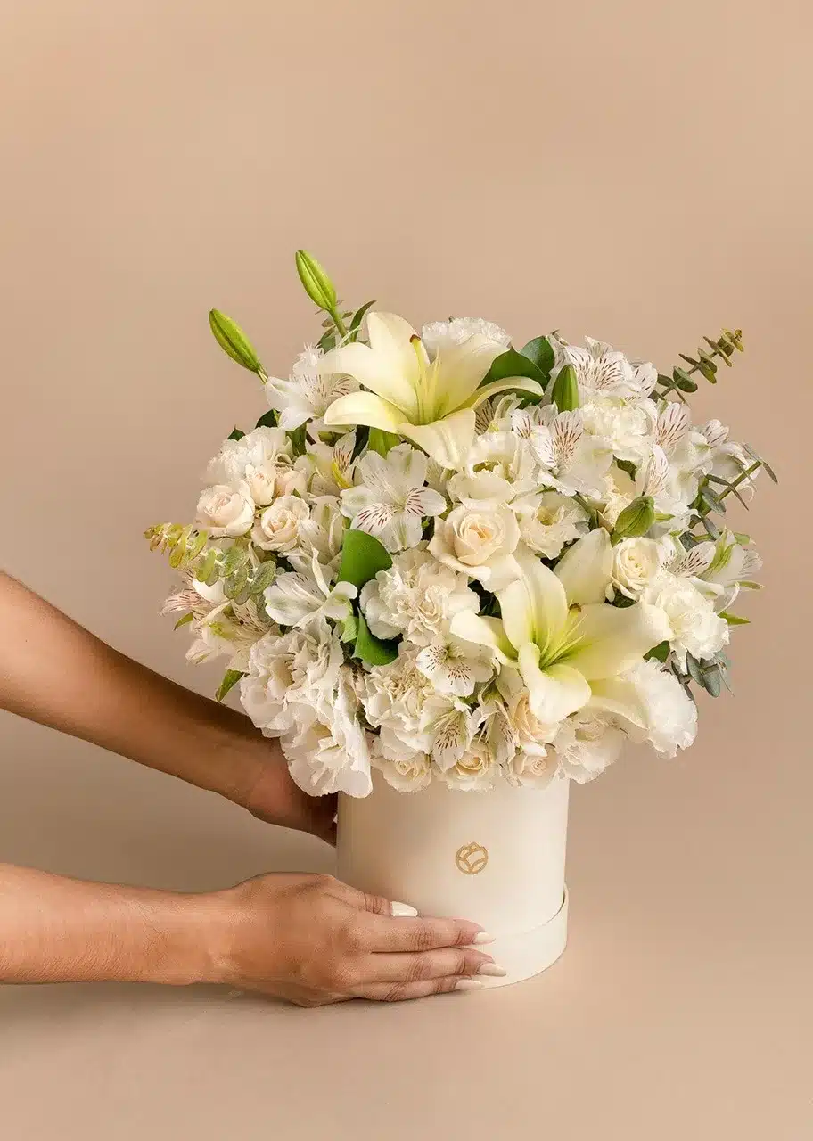 Ramos de flores frescas en diversos diseños, ideales para regalar en Bucaramanga, llenos de color y belleza.