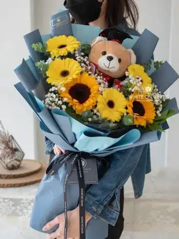 Bouquet de Girasoles y Gerberas para Hacer Especial su Graduación
