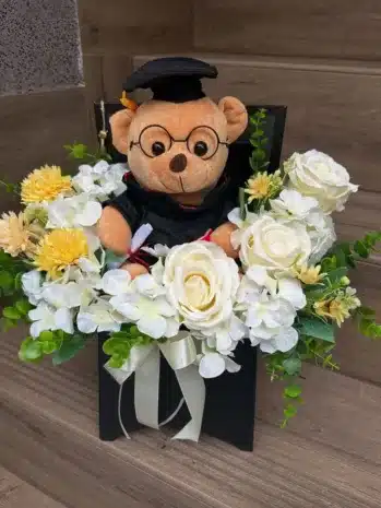 Ramo de Flores para Celebrar tu Graduación con Frescura