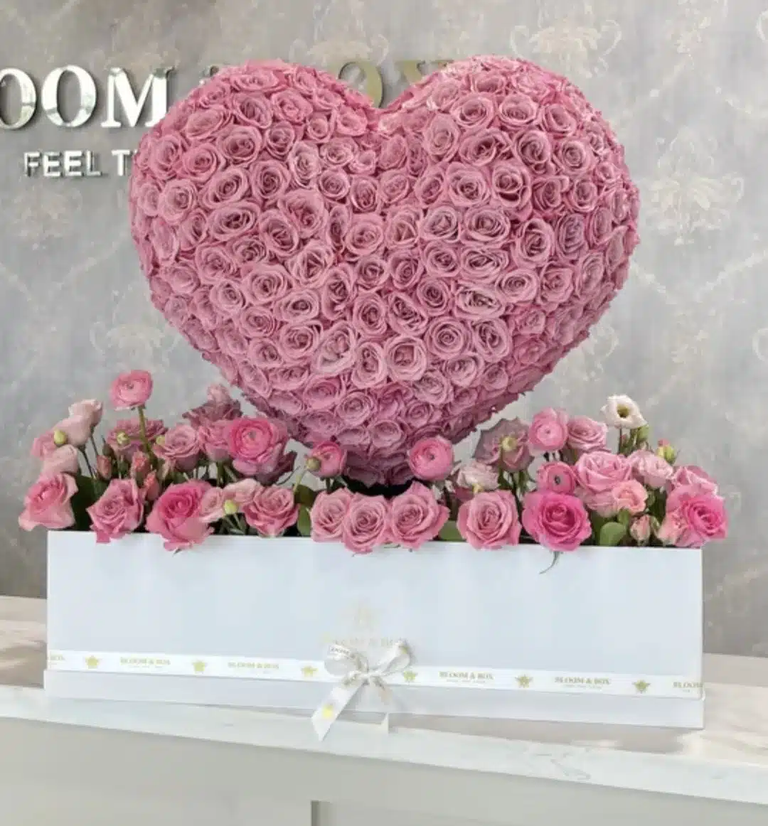 Corazón de Rosas Premium · Un Regalo Exclusivo