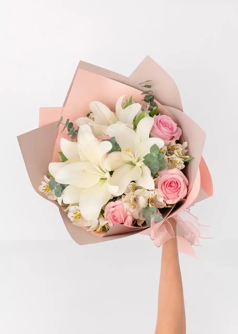 Arreglo Floral de Lirios y Rosas | Regalo para Mamá
