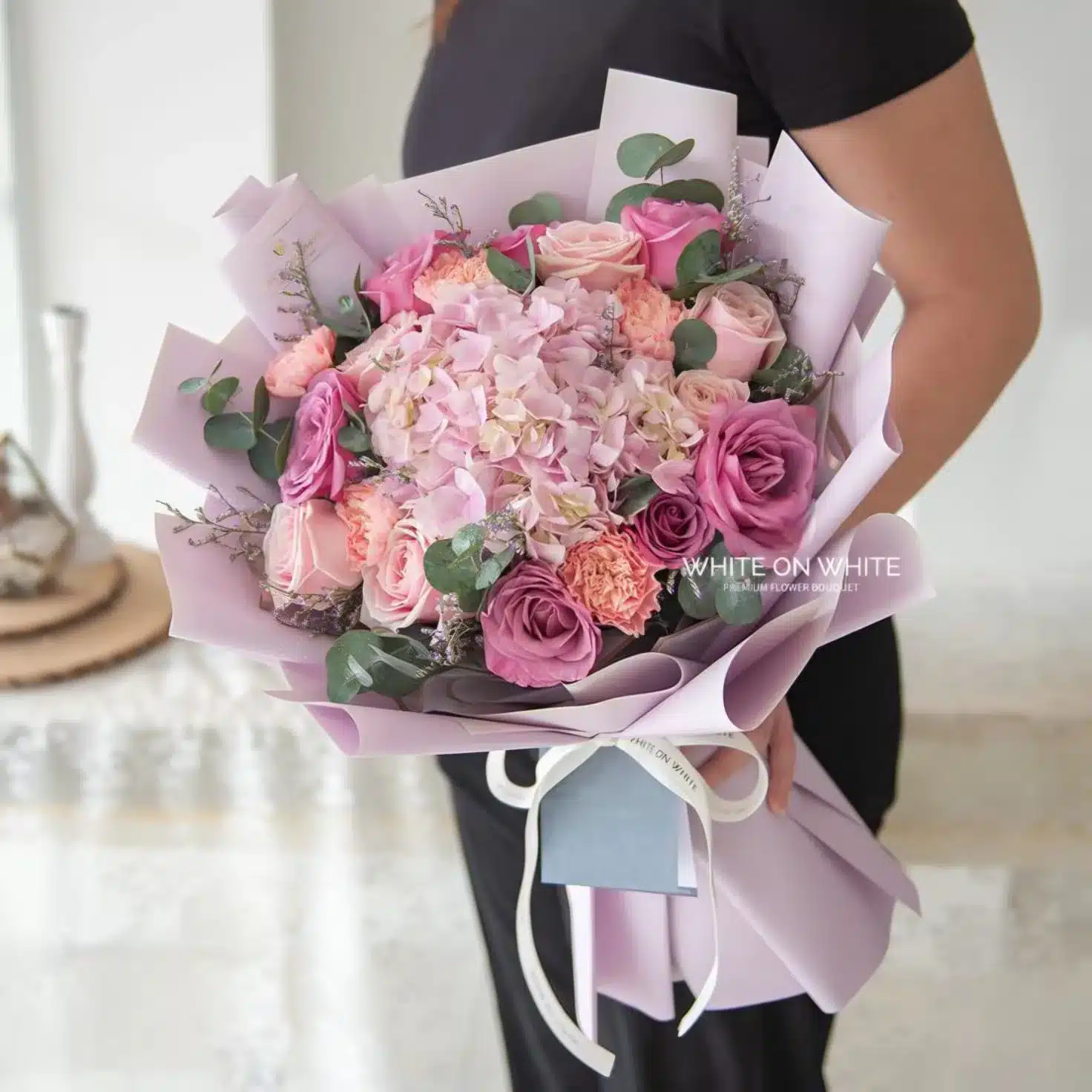 Bouquet de Hortensias y Rosas Exclusivo para Mamá