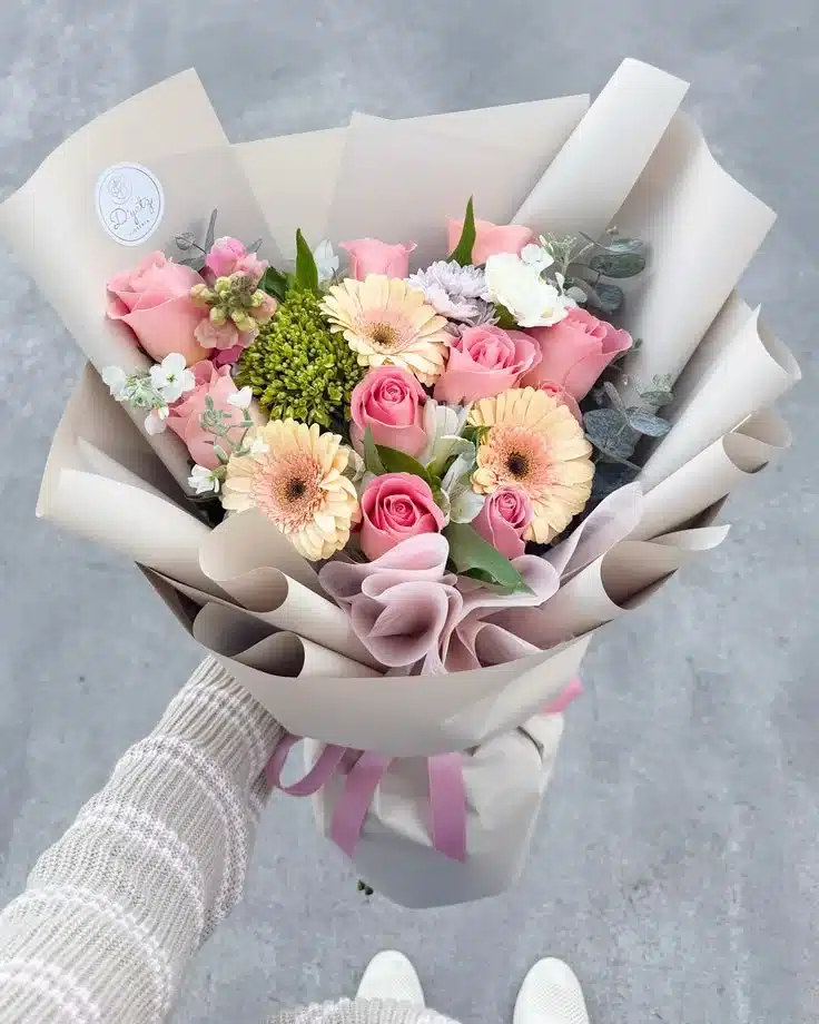 Bouquet Elegante de Rosas y Gerberas | Para Decirle que Te Hace Feliz