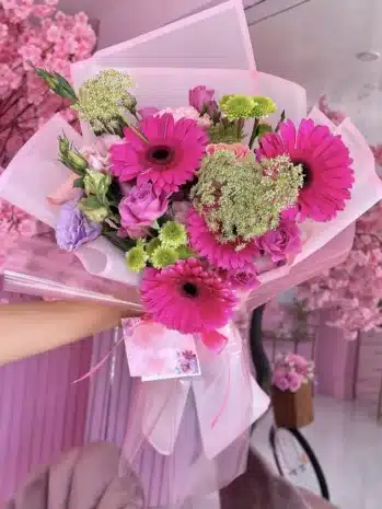 Bouquet de Hortensias y Gerberas | Para Confesarle que Te Tiene Cautivado