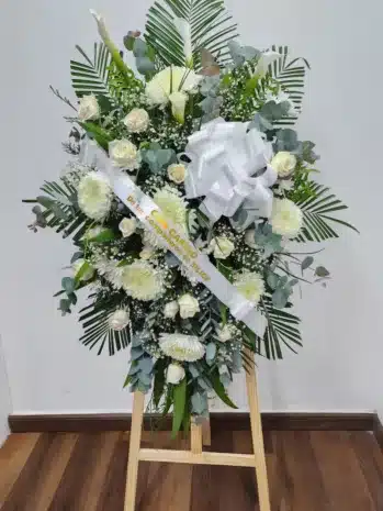 Pedestal Fúnebre Delicado y Elegante
