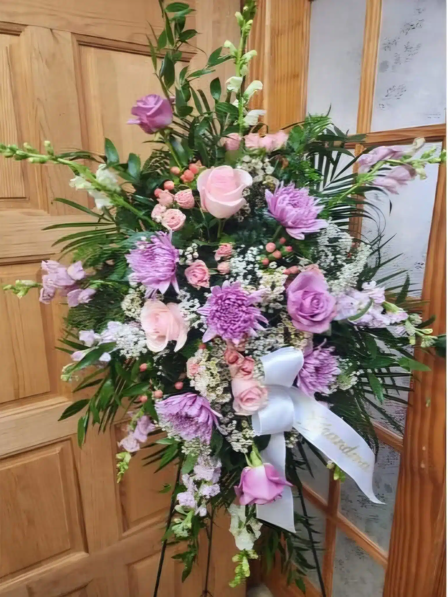 Pedestal Fúnebre Floral para Homenaje Especial