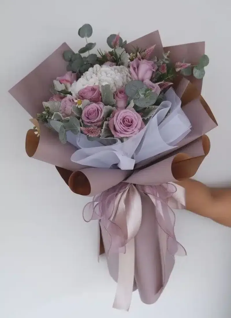 RAMO DE FLORES PARA EXPRESAR AMOR