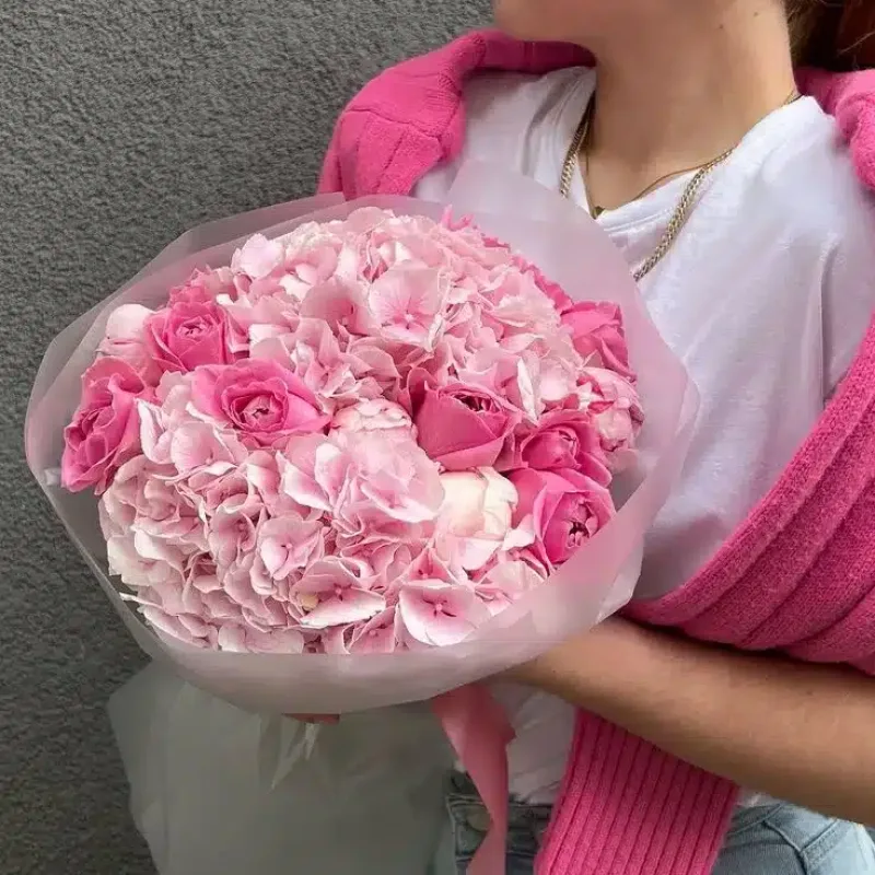 arreglo floral tipo bouquet rosa hortensias, toda ocasión, cumpleaños, amor, amistad.